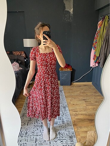çiçek desenli elbise - Görsel 4