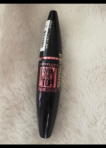 Maybelline Siyah Maskara - Volume Express