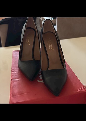 Siyah Modern Klasik Stiletto Topuklu Kadın Ayakkabı - Görsel 2