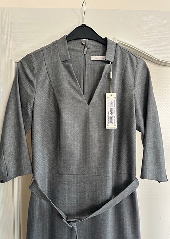 Gri Kemerli Midi Kalem Elbise - Görsel 3