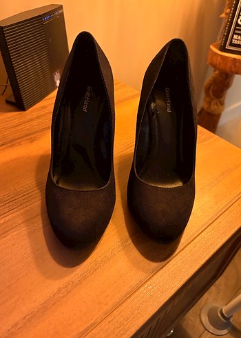 Deichmann Siyah Gotik Topuklu Kadın Ayakkabı