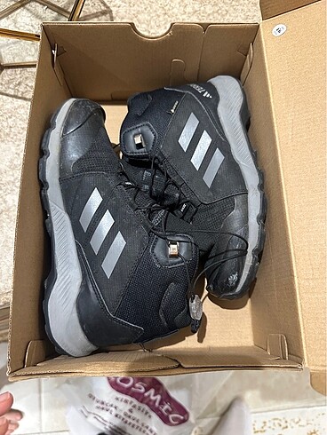 Adidas terrex 35.5 numara