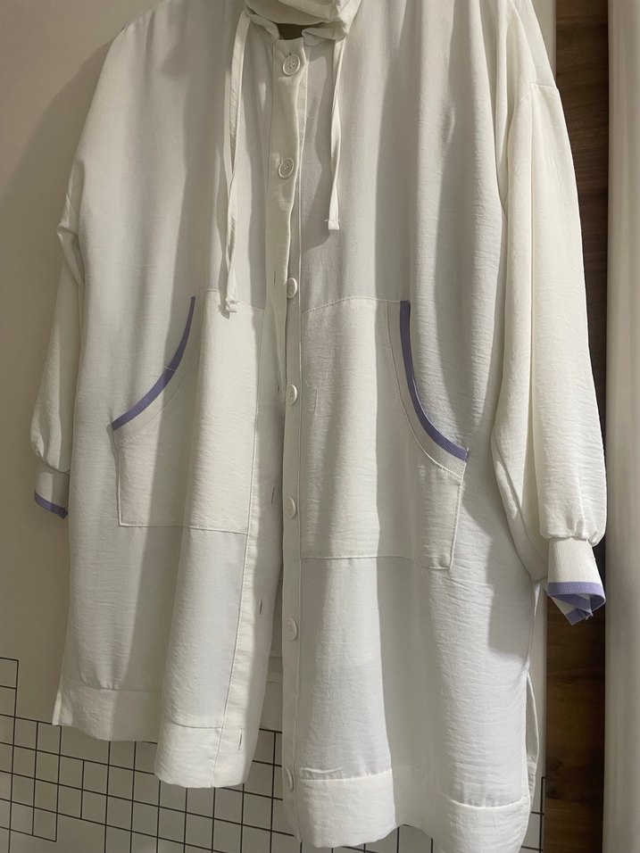 Düğmeli Beyaz Midi spor Ceket - Görsel 2