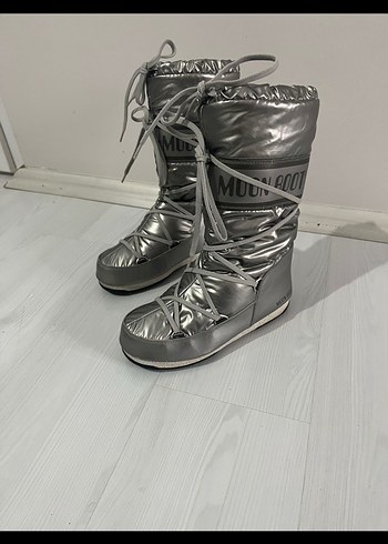 Moon Boot  37