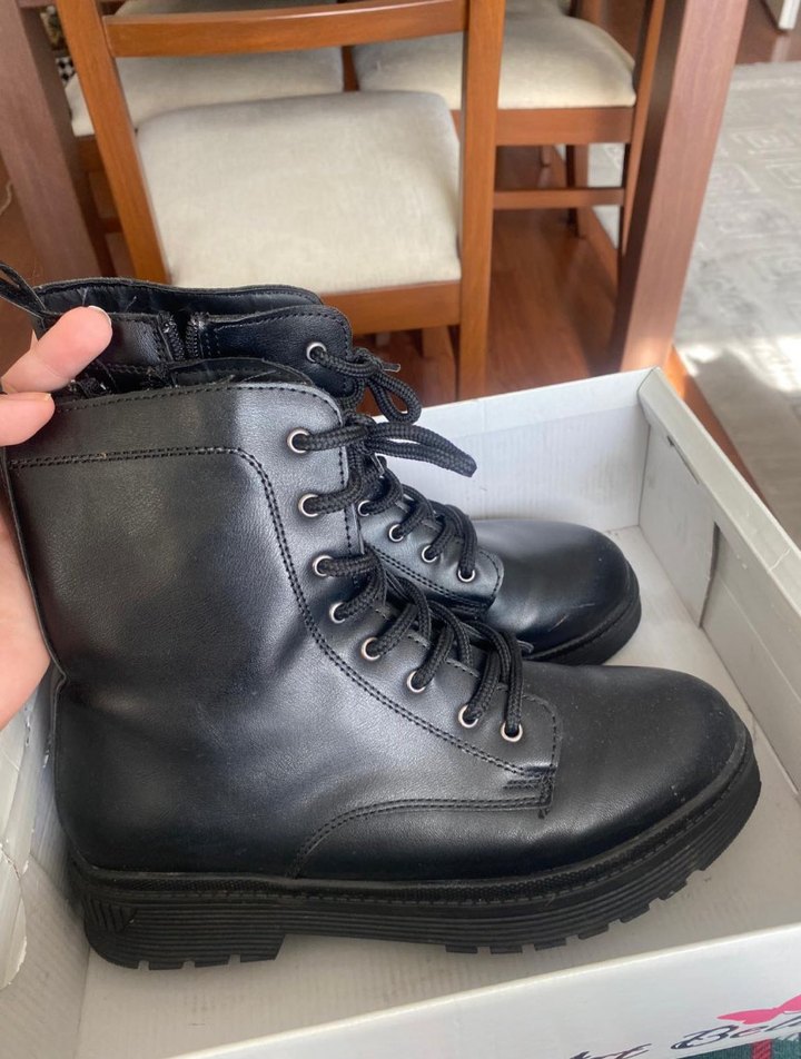 Siyah Deri Goth Tarzı Kadın Bot - Görsel 2