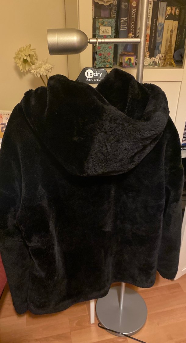 Siyah Kadın Peluş Mont - Görsel 4