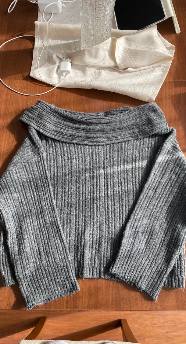 Gri Kadın Triko kayık Yaka Kazak - Görsel 2