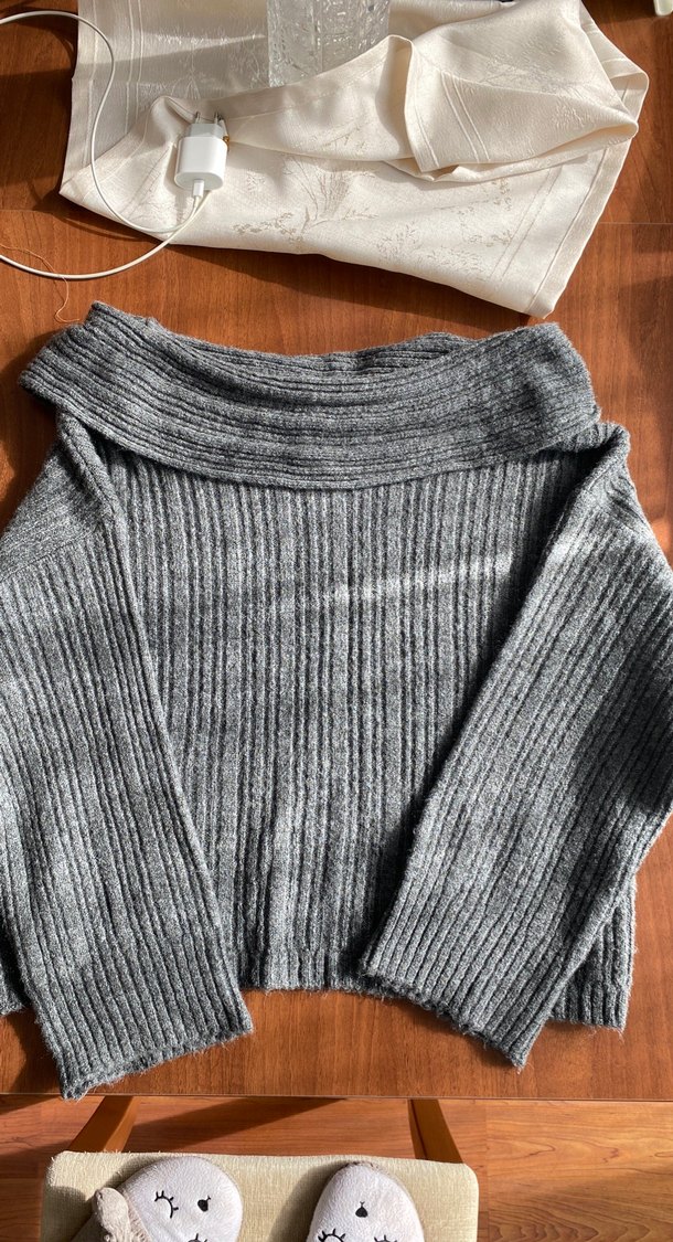 Gri Kadın Triko kayık Yaka Kazak - Görsel 3