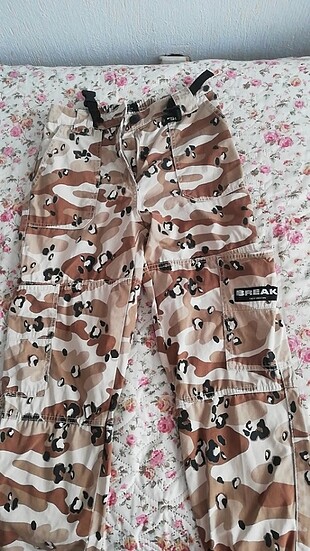 Bershka kargo pantolon