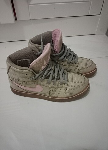 36,5 Beden Nike spor ayakkabi