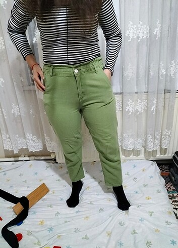 Yeşil pantalon 