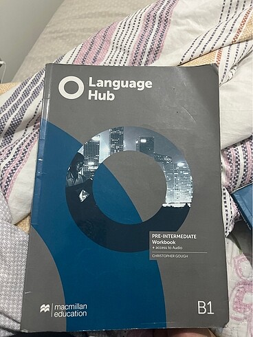 Language hub Macmillan education b1 workbook