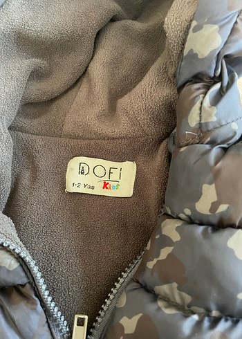 Kapüşonlu Kamuflaj Desenli Erkek Çocuk Mont - Görsel 3