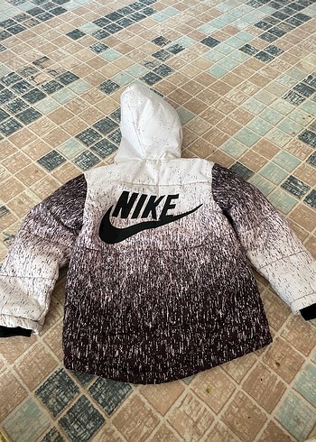 Nike Nike Kapüşonlu Erkek Çocuk mont