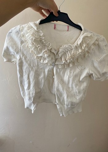 Fırfırlı Beyaz Pamuklu Kısa Kollu Bluz coquette tarzı