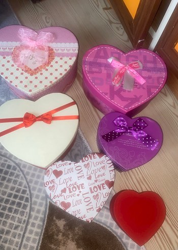 Renkli Kalp Şekilli Hediye Kutuları - Görsel 2