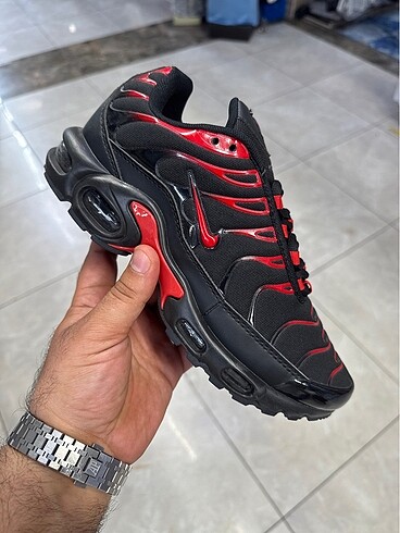 Nike tn ithal reflektörlü kırmızı