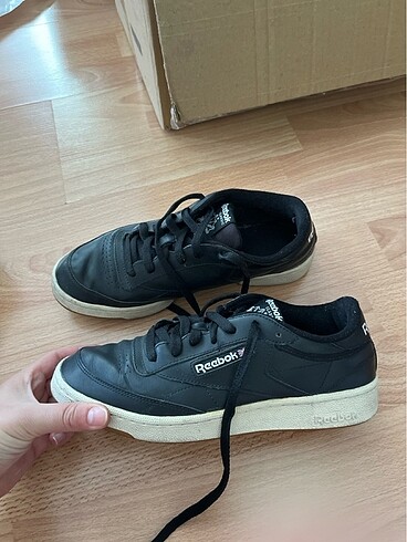 Reebok ayakkabı