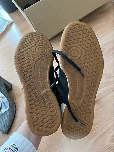 40 Beden siyah Renk Reebok ayakkabı