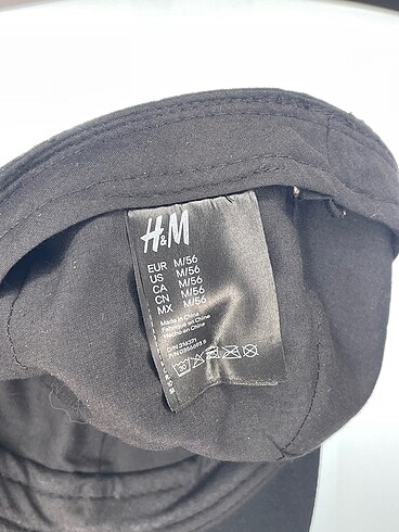 Beden H&M Şapka %70 İndirimli.