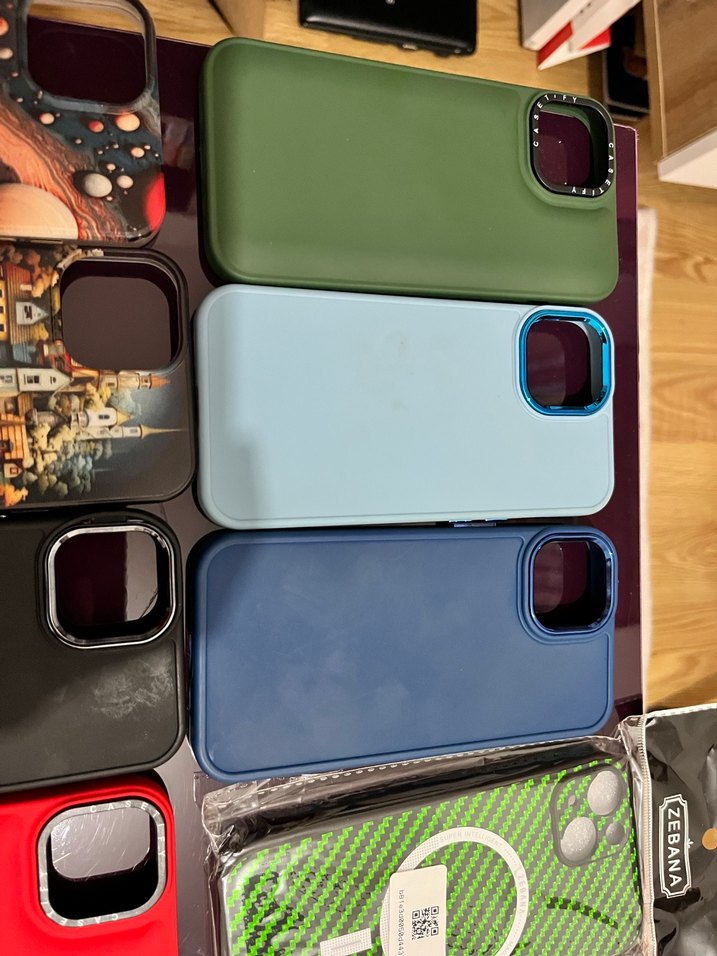 Kırmızı mavi ve çiçekli, yeşil çizgili ve koyunlu kılıf - Görsel 2