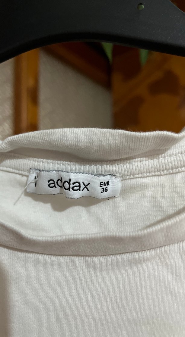 Kadın Beyaz Kısa Kollu Baskılı Tişört - Görsel 3