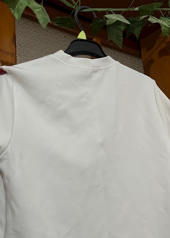 Kadın Beyaz Pamuklu Kısa Kollu Tişört - Görsel 4