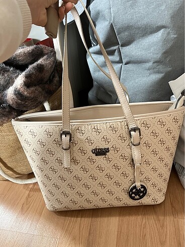 Guess çanta