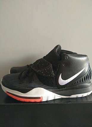 Kyrie 6 Black
