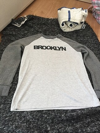 Erkek çocuk gri sweat