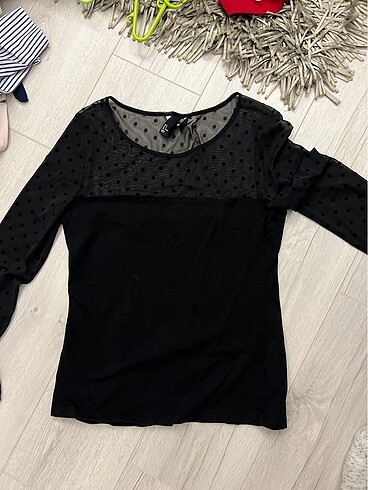 H&M puantiyeli