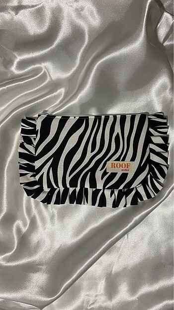 Zebra makyaj çantası