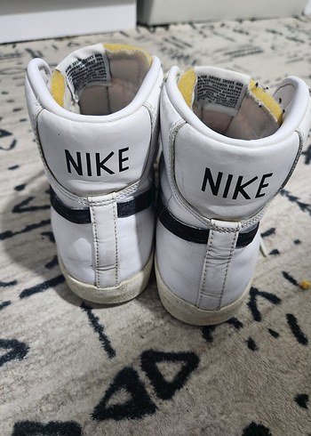 Nike Beyaz Yüksek Spor Ayakkabı - Görsel 3