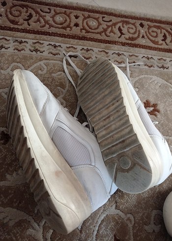 Beyaz Bağcıklı Kadın Spor Ayakkabı - Görsel 3