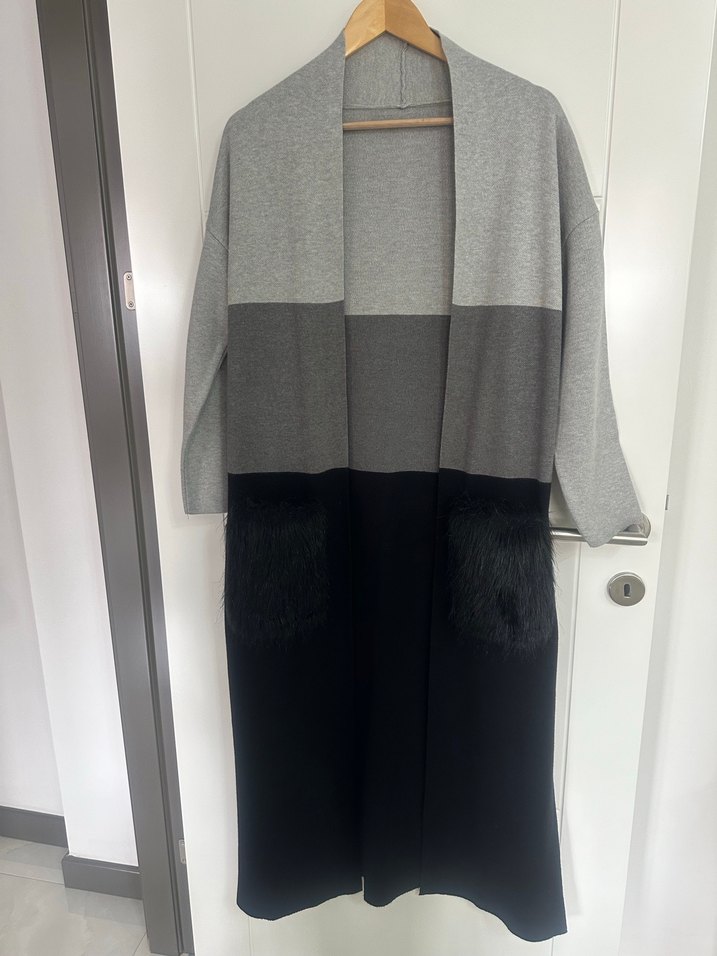 Gri Uzun Kadın Hırka, Kürklü Cepli, Salaş Kesim - Görsel 2