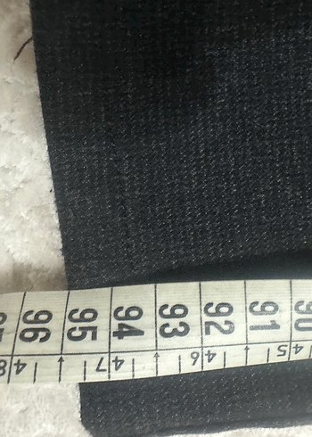 Erkek Çocuk Siyah Desenli Kapüşonlu Mont - Görsel 4