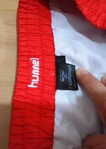 m Beden mavi Renk Hummel Deniz Şortu