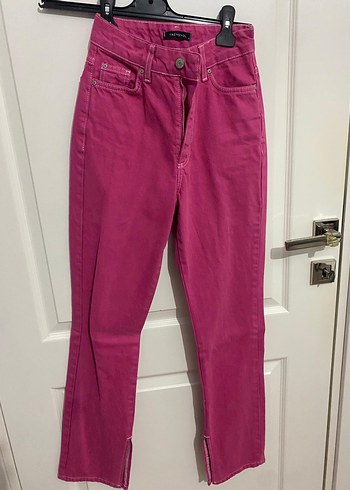 Parlak Pembe Regular Fit Kadın Kot Pantolon