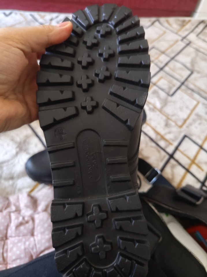 Kemer Detaylı Siyah Kamuflaj Erkek Bot

yds bot - Görsel 2