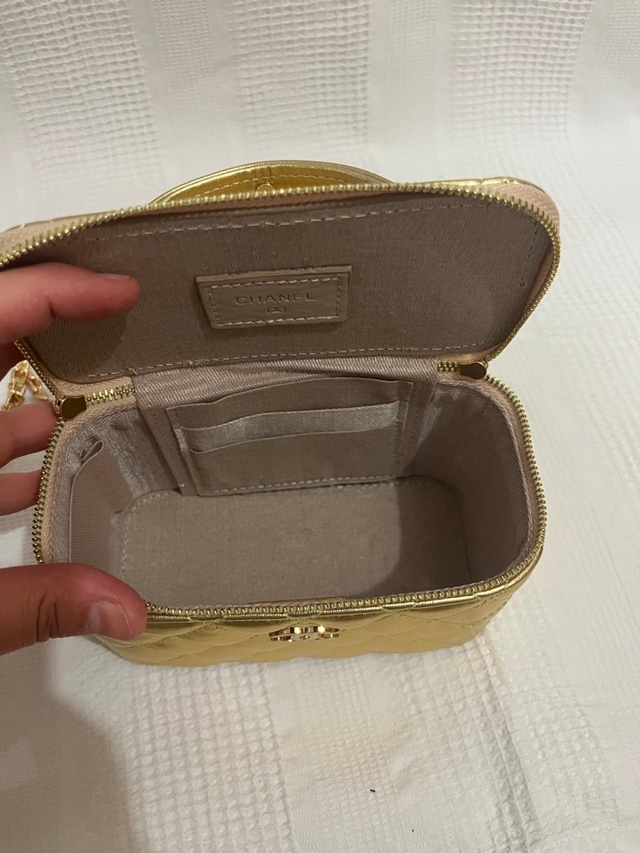 Altın Renk Kadın Deri Çanta - Görsel 3