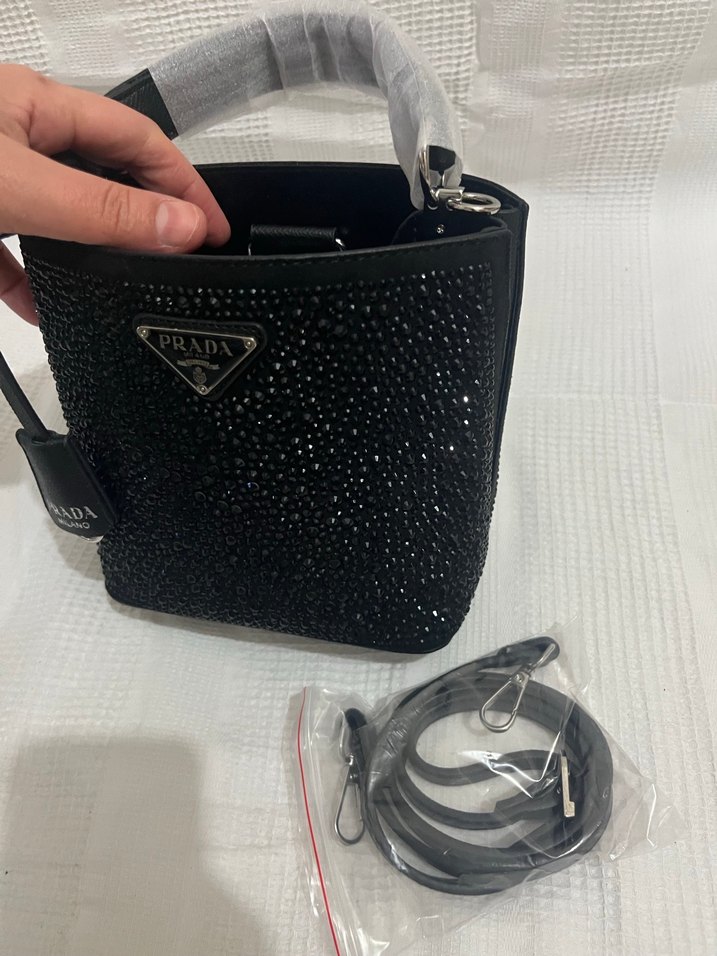 Prada Siyah Payetli Kadın Çanta - Görsel 5