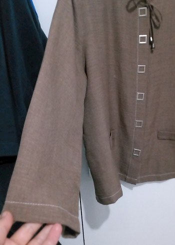 Elele markasına ait harika çıtçıtlı  Kahverengi  etekli Takım - Görsel 6