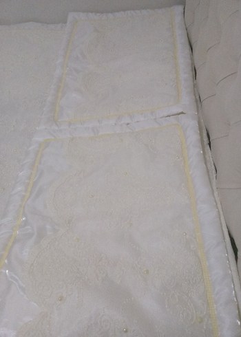 ekru renk güpür ve inci detaylı  Yatak Örtüsü - Görsel 3