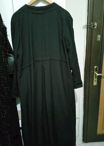 Merve güzeller markasına ait trenç model ferace - Görsel 2