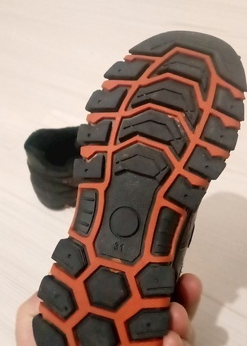 Siyah Desenli Erkek Çocuk Botu - Görsel 3