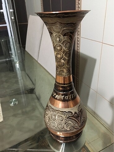 Bakır vazo