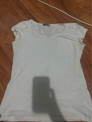 Beyaz T-shirt