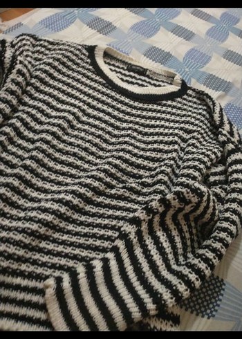 siyah Çizgili Kadın Triko Kazak - Görsel 3