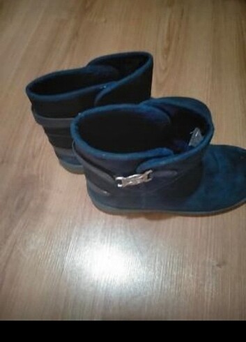 UGG kadın çizme 39 numara  - Görsel 2