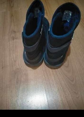 UGG kadın çizme 39 numara  - Görsel 5